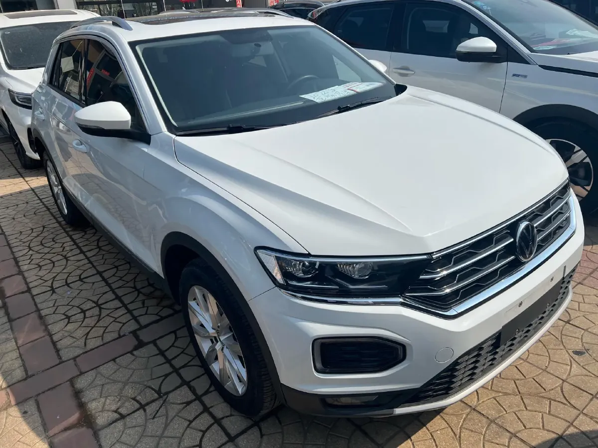 2022 Volkswagen T-Roc 1.4T 150HP L4 7DCT,autocango,china used car exporter,china ev exporter,chinese used car exporter,chinese used ev exporter