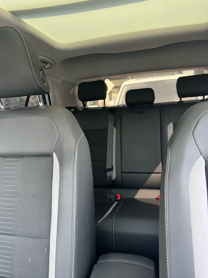 2022 Volkswagen T-Roc 1.4T 150HP L4 7DCT,autocango,china used car exporter,china ev exporter,chinese used car exporter,chinese used ev exporter