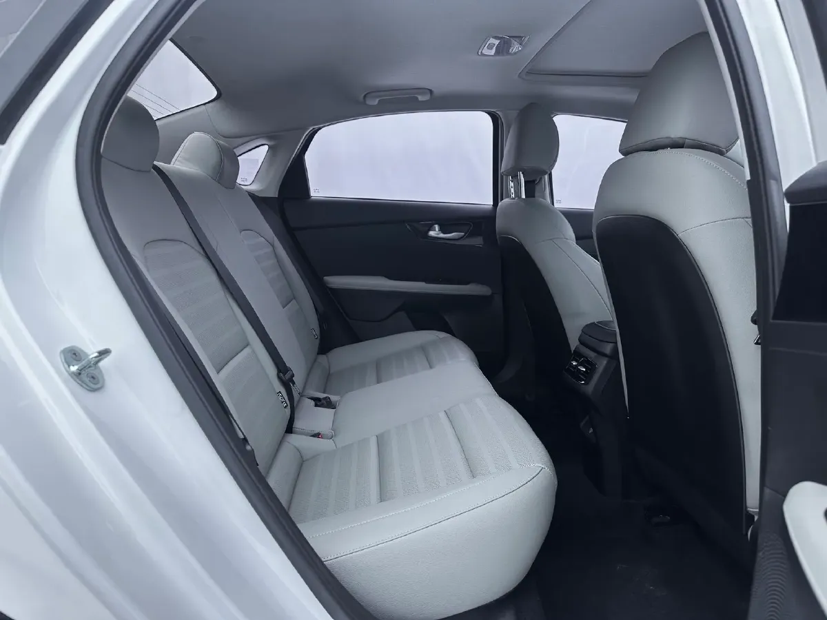 2023 Kia K3 1.5L 115HP L4 CVT,autocango,china used car exporter,china ev exporter,chinese used car exporter,chinese used ev exporter