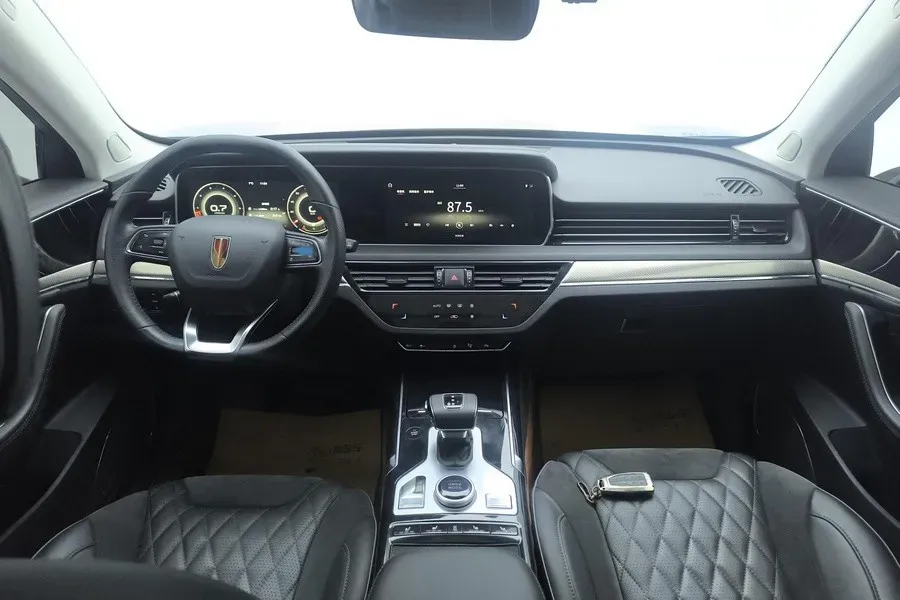 2019 HongQi HS5 2.0T 224HP L4 6AT,autocango,china used car exporter,china ev exporter,chinese used car exporter,chinese used ev exporter