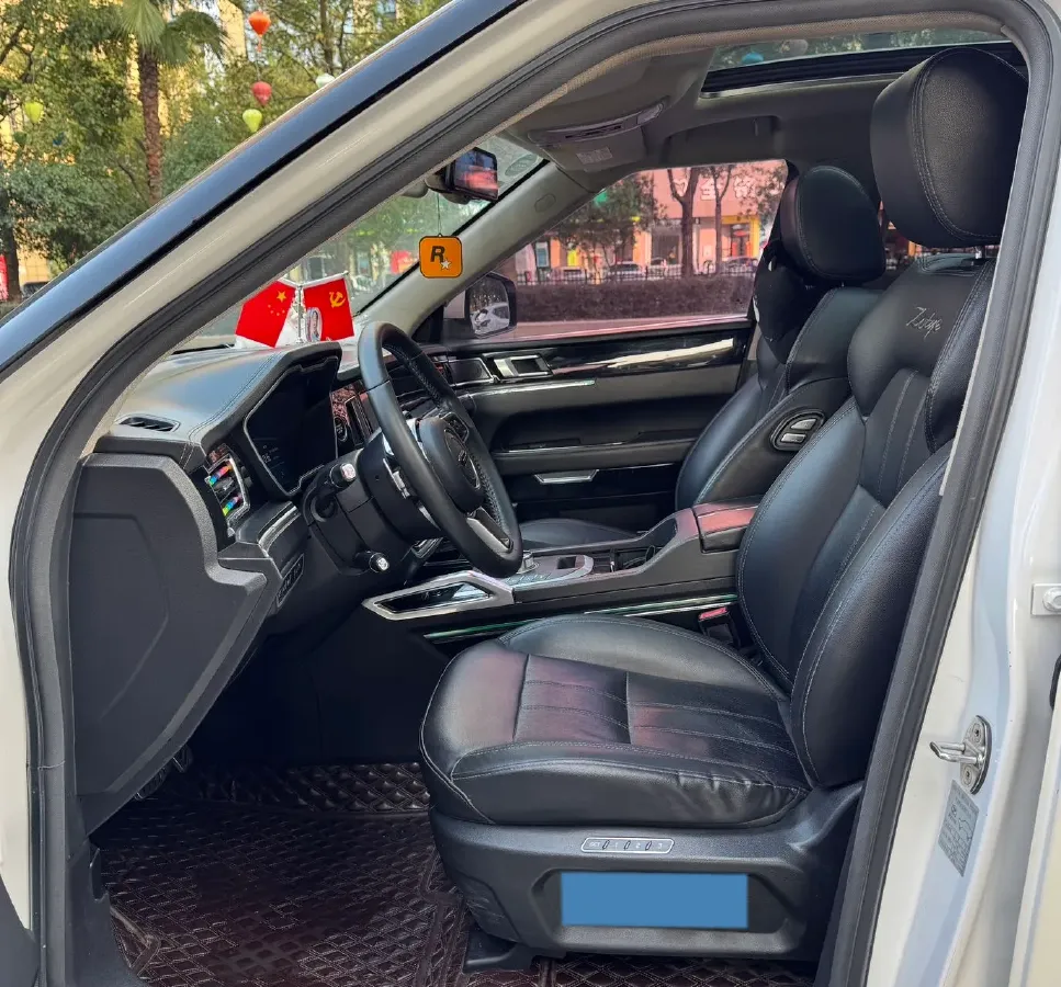 2017 Zotye T700 1.8T 177HP L4 6DCT,autocango,china used car exporter,china ev exporter,chinese used car exporter,chinese used ev exporter