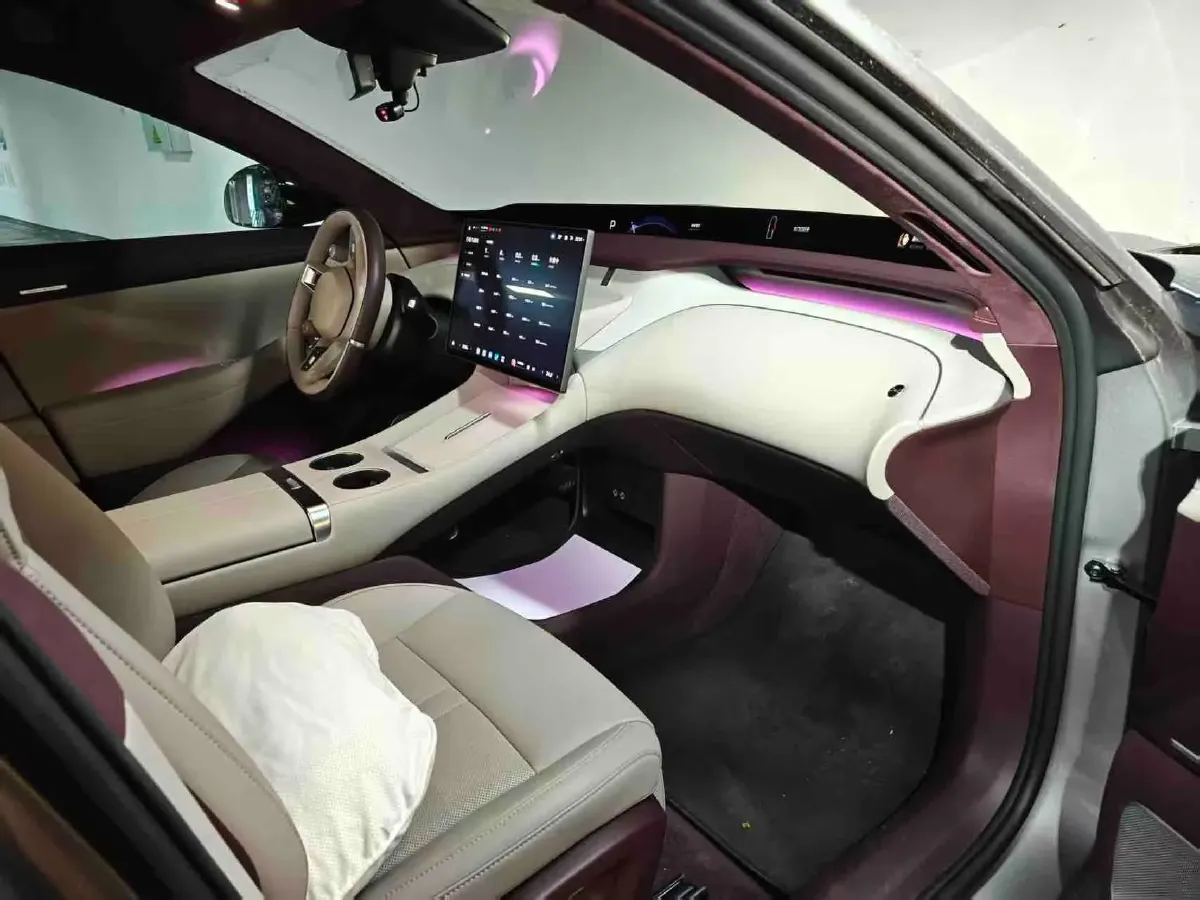 2025 MI YU7 BEV 101.7KWH,autocango,china used car exporter,china ev exporter,chinese used car exporter,chinese used ev exporter