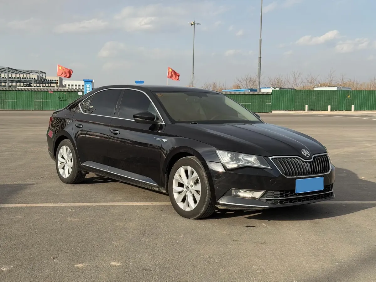 2018 Nissan Terra 2.5L 184HP L4 7AT,autocango,china used car exporter,china ev exporter,chinese used car exporter,chinese used ev exporter