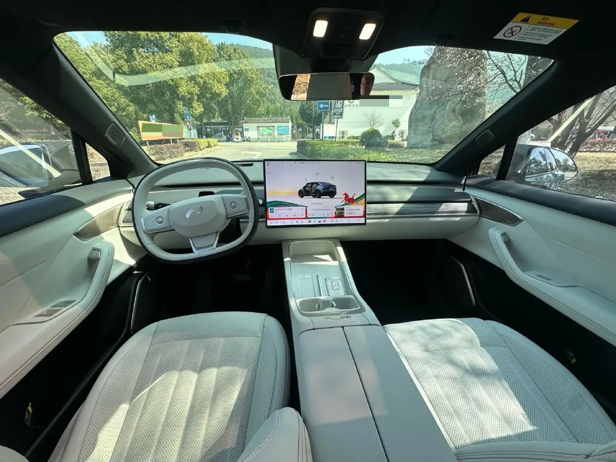 2024 ONVO L60 BEV 85KWH,autocango,china used car exporter,china ev exporter,chinese used car exporter,chinese used ev exporter