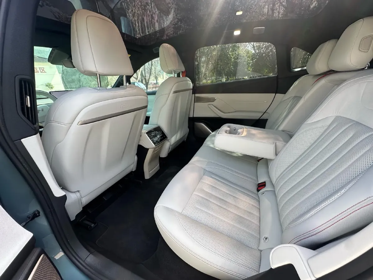 2024 ONVO L60 BEV 85KWH,autocango,china used car exporter,china ev exporter,chinese used car exporter,chinese used ev exporter