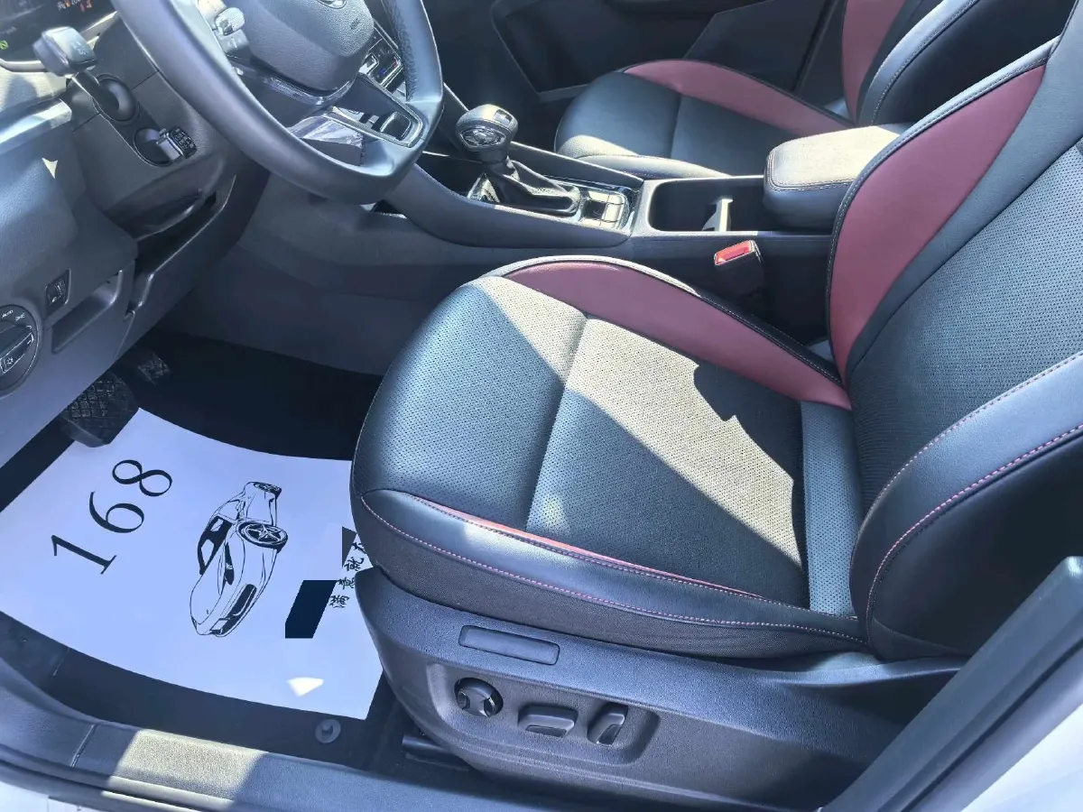 2022 Skoda Karoq 1.4T 150HP L4 7DCT,autocango,china used car exporter,china ev exporter,chinese used car exporter,chinese used ev exporter