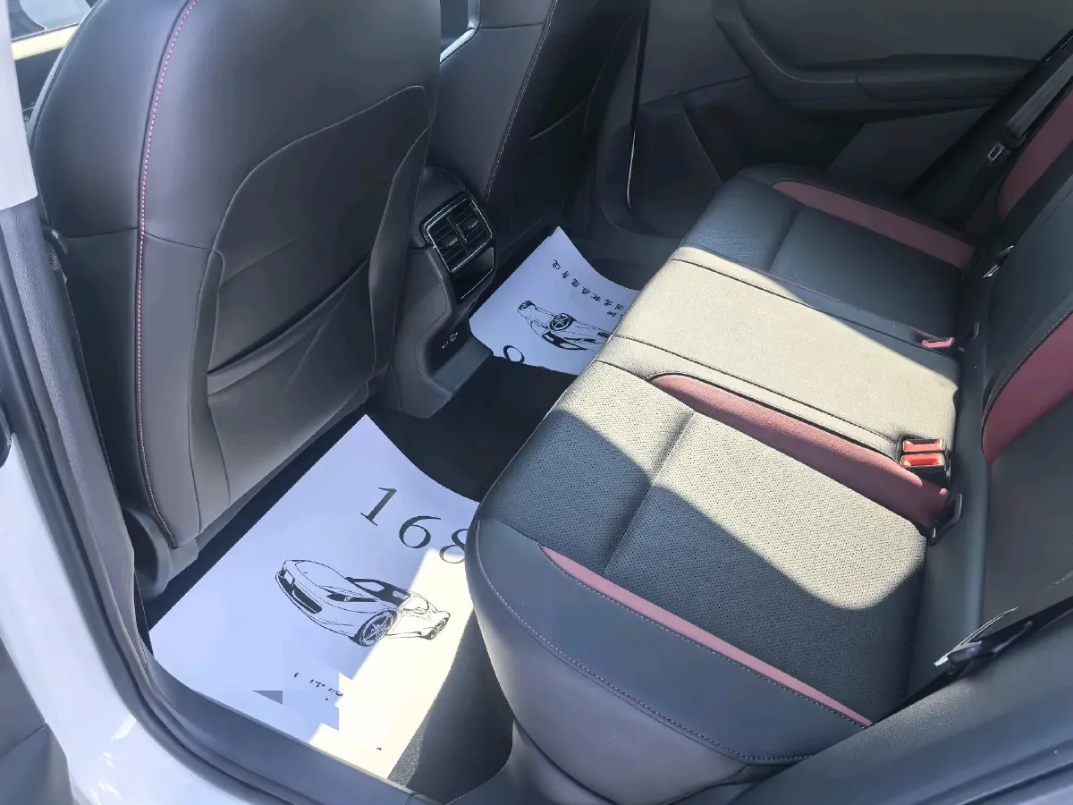 2022 Skoda Karoq 1.4T 150HP L4 7DCT,autocango,china used car exporter,china ev exporter,chinese used car exporter,chinese used ev exporter