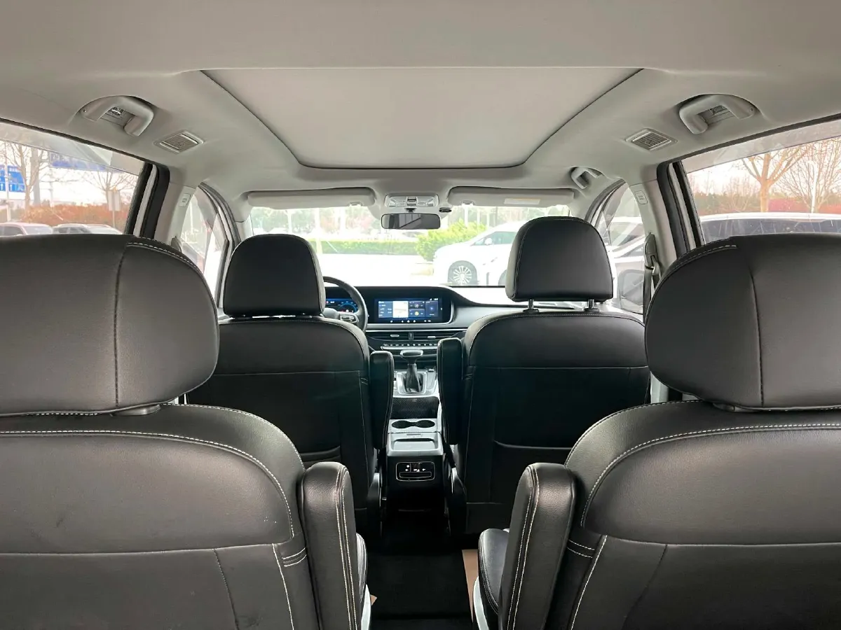 2021 GAC Trumpchi M6 1.5T 169HP L4 7DCT,autocango,china used car exporter,china ev exporter,chinese used car exporter,chinese used ev exporter