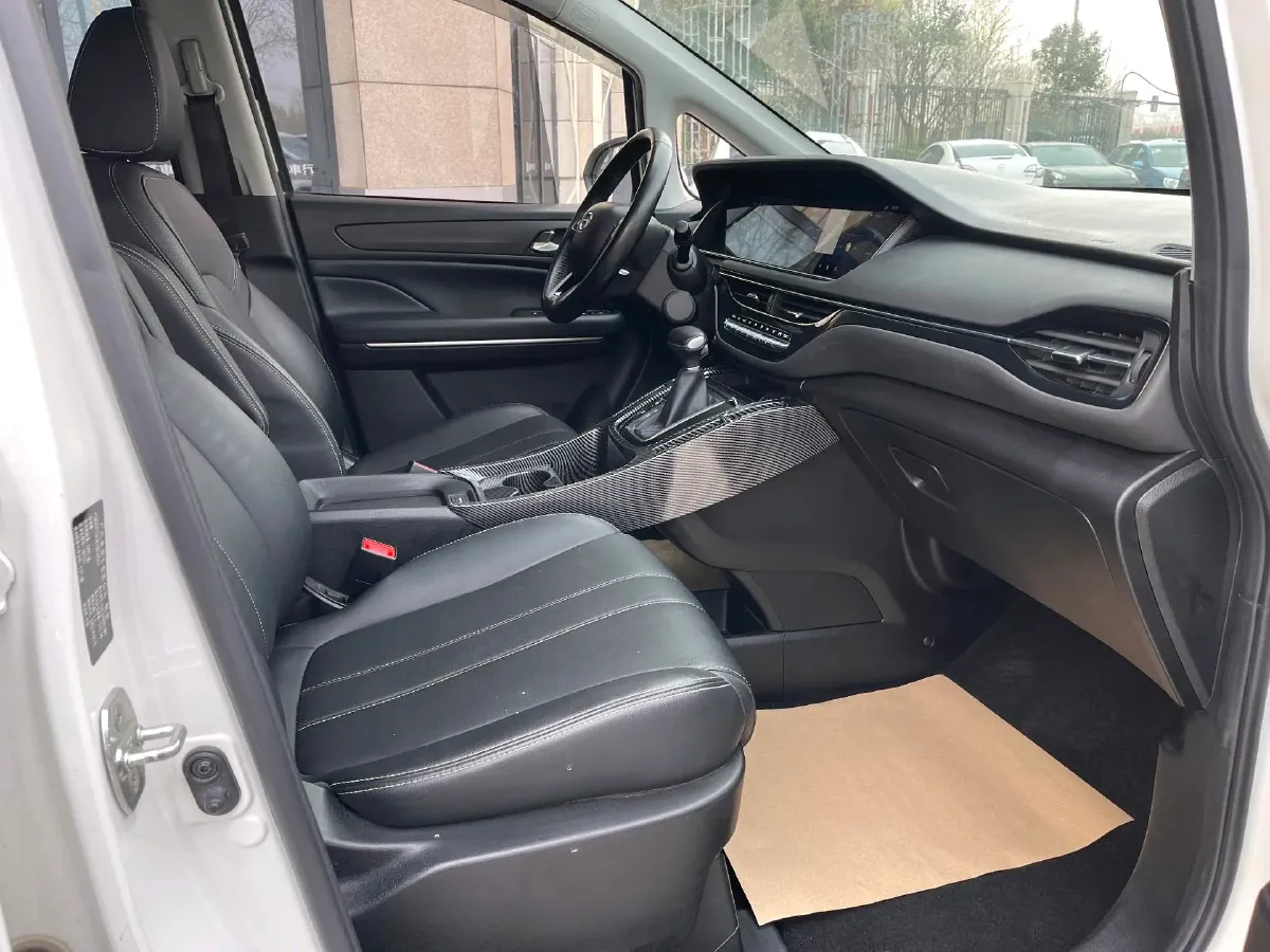 2021 GAC Trumpchi M6 1.5T 169HP L4 7DCT,autocango,china used car exporter,china ev exporter,chinese used car exporter,chinese used ev exporter