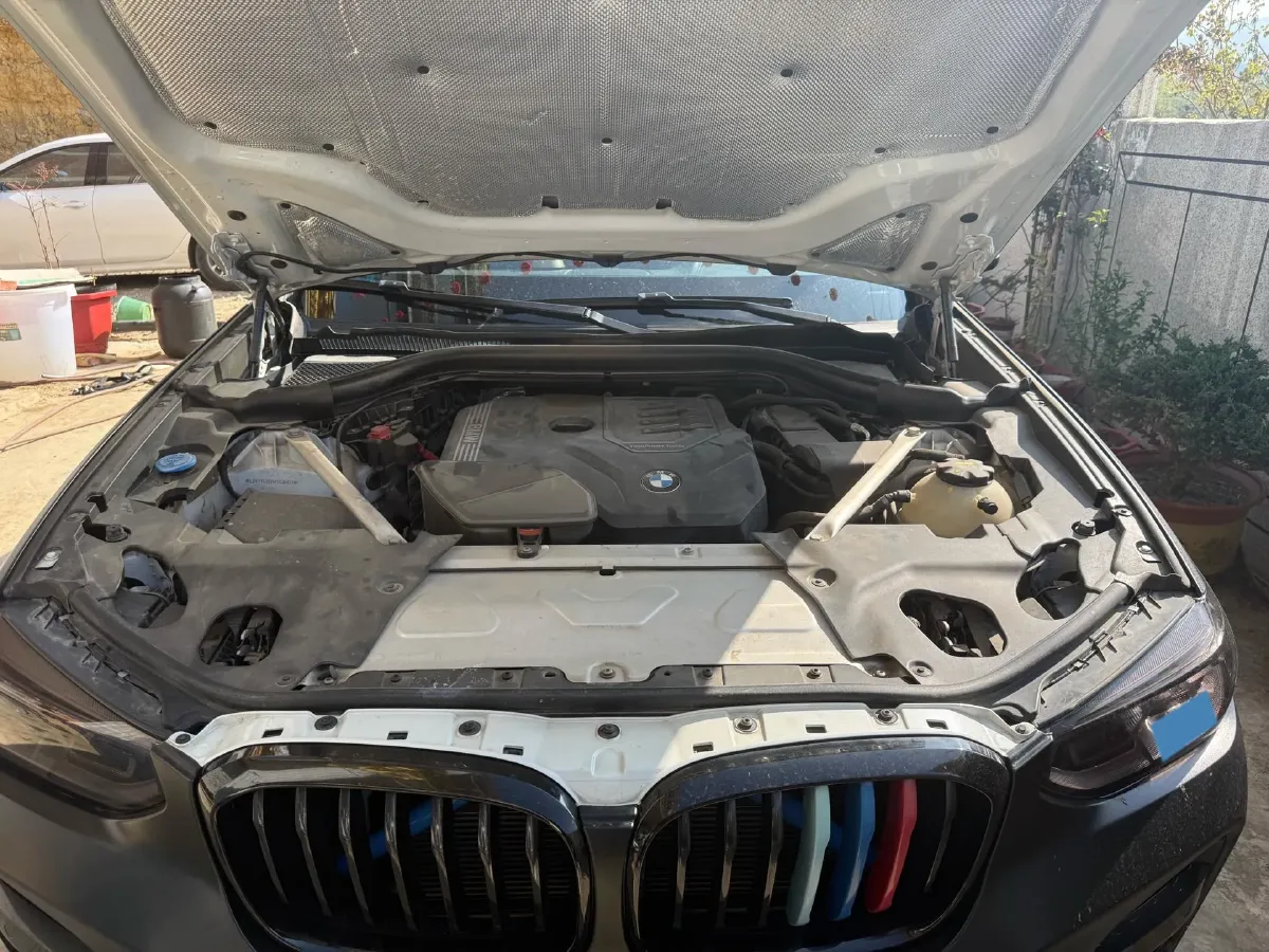 2021 BMW X3 2.0T 184HP L4 8AT,autocango,china used car exporter,china ev exporter,chinese used car exporter,chinese used ev exporter