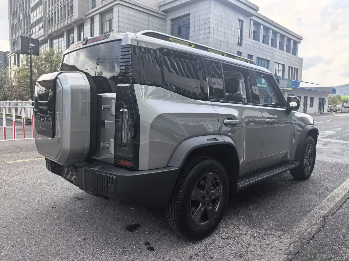 2025 Jetour Traveller 1.5T 184HP L4 7DCT,autocango,china used car exporter,china ev exporter,chinese used car exporter,chinese used ev exporter