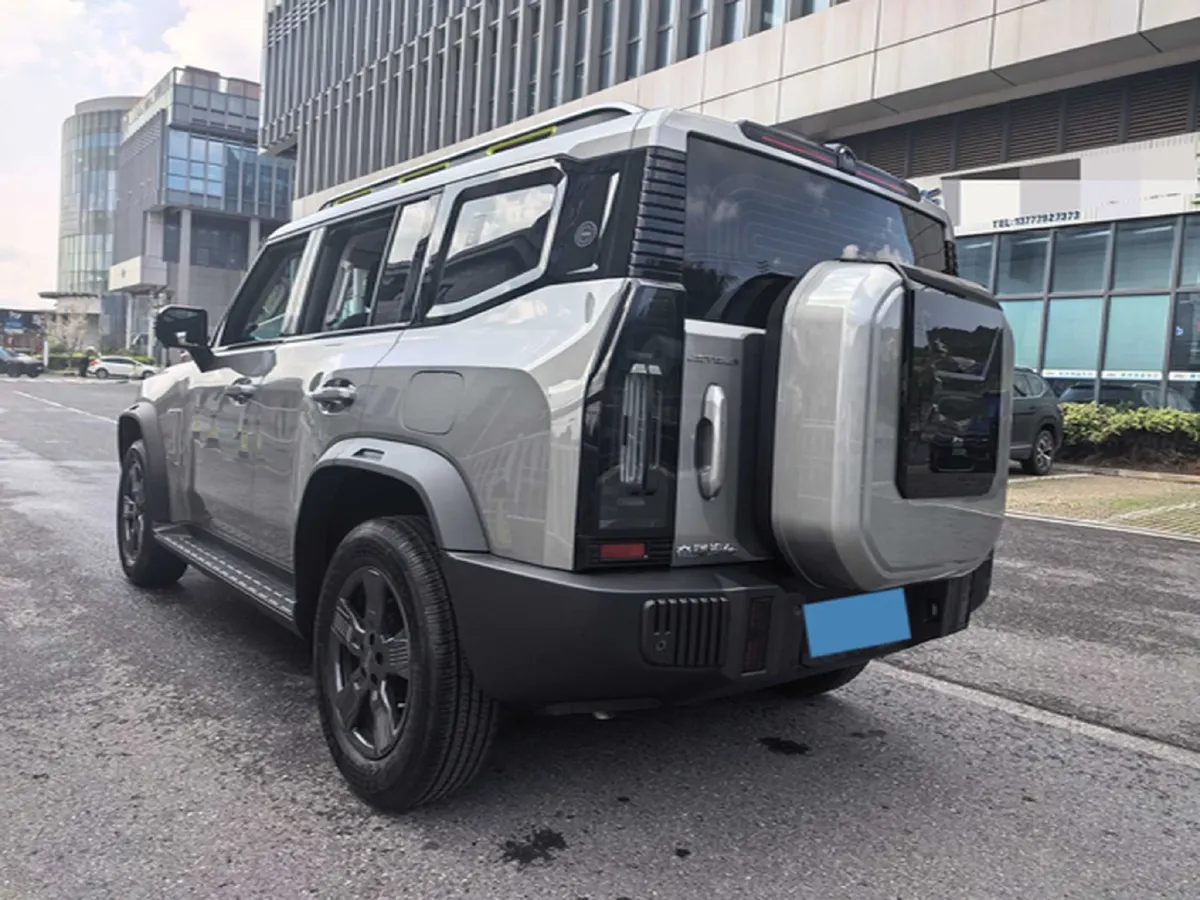 2025 Jetour Traveller 1.5T 184HP L4 7DCT,autocango,china used car exporter,china ev exporter,chinese used car exporter,chinese used ev exporter