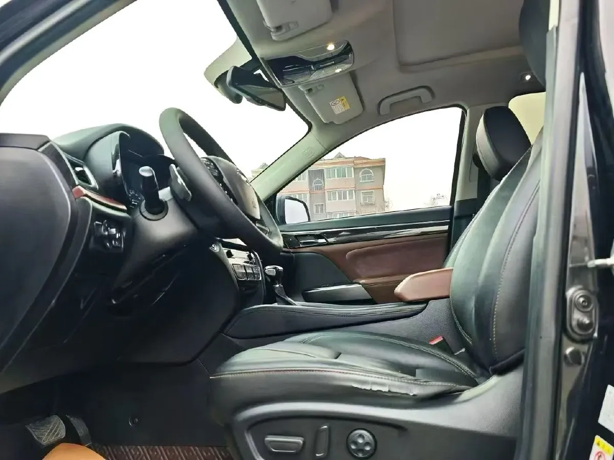 2017 GAC Trumpchi GS8 2.0T 201HP L4 6AT,autocango,china used car exporter,china ev exporter,chinese used car exporter,chinese used ev exporter