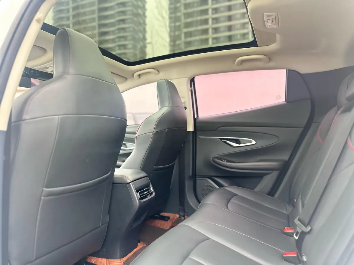 2020 ChangAn UNI-T 1.5T 180HP L4 7DCT,autocango,china used car exporter,china ev exporter,chinese used car exporter,chinese used ev exporter