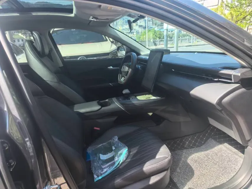 2025 ChangAn Eado 1.5T 192HP L4 7DCT,autocango,china used car exporter,china ev exporter,chinese used car exporter,chinese used ev exporter