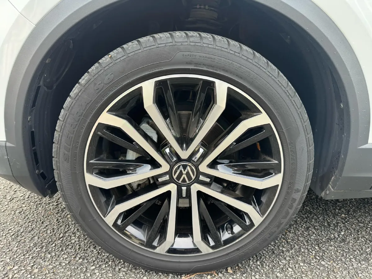 2022 Volkswagen T-Roc 1.4T 150HP L4 7DCT,autocango,china used car exporter,china ev exporter,chinese used car exporter,chinese used ev exporter