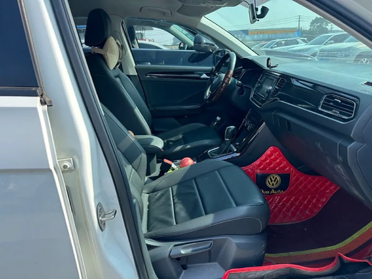 2018 Borgward BX7 2.0T 224HP L4 6AT,autocango,china used car exporter,china ev exporter,chinese used car exporter,chinese used ev exporter