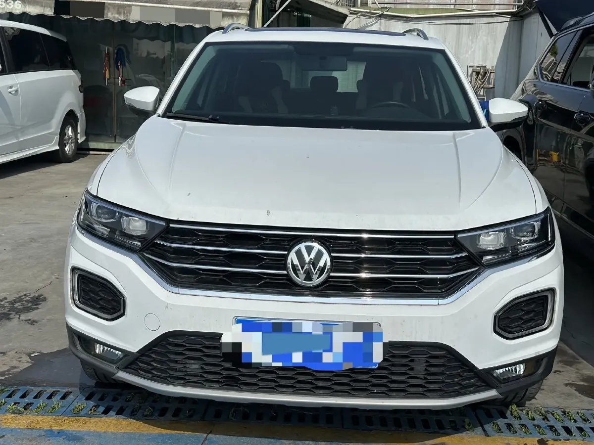 2018 Borgward BX7 2.0T 224HP L4 6AT,autocango,china used car exporter,china ev exporter,chinese used car exporter,chinese used ev exporter