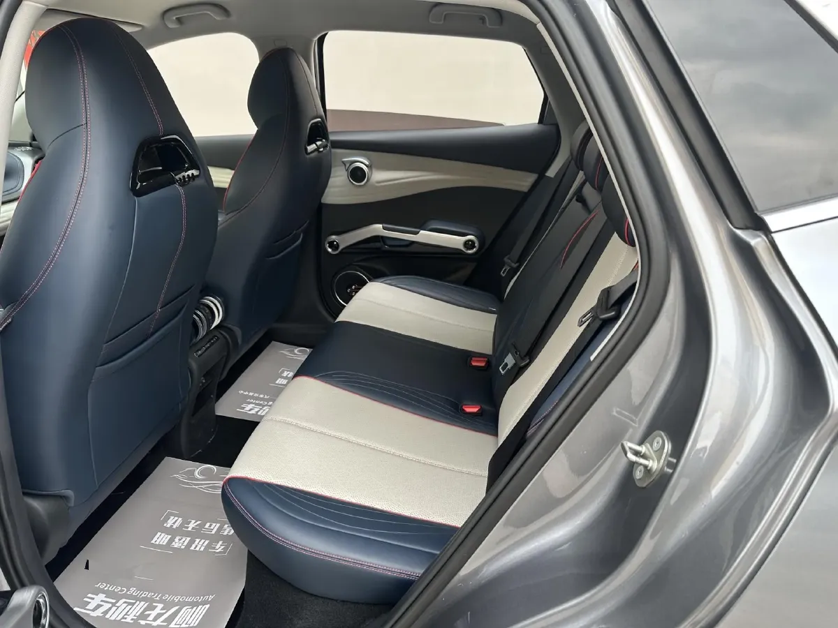 2022 Hycan Z03 BEV 64.23KWH,autocango,china used car exporter,china ev exporter,chinese used car exporter,chinese used ev exporter