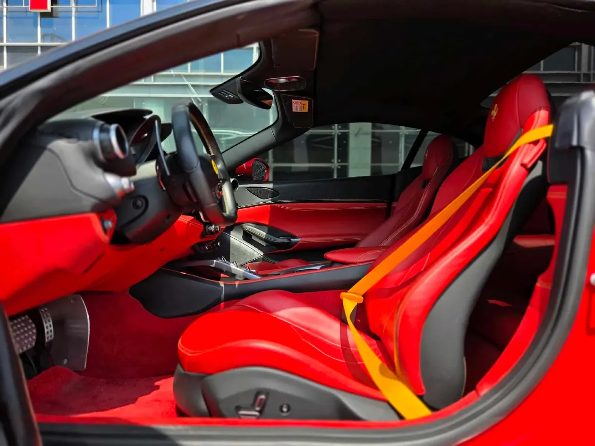 2018 Ferrari Portofino 3.9T 600HP V8 7DCT,autocango,china used car exporter,china ev exporter,chinese used car exporter,chinese used ev exporter