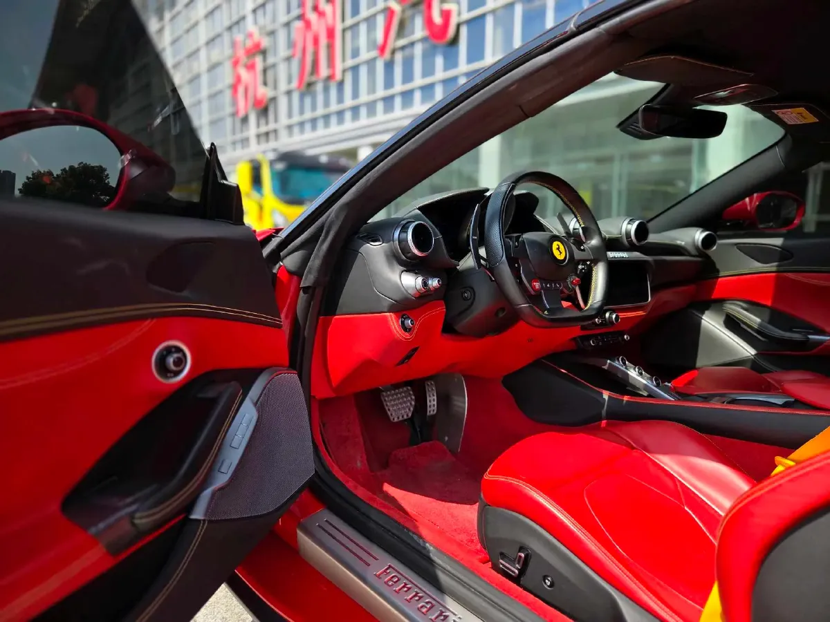 2018 Ferrari Portofino 3.9T 600HP V8 7DCT,autocango,china used car exporter,china ev exporter,chinese used car exporter,chinese used ev exporter