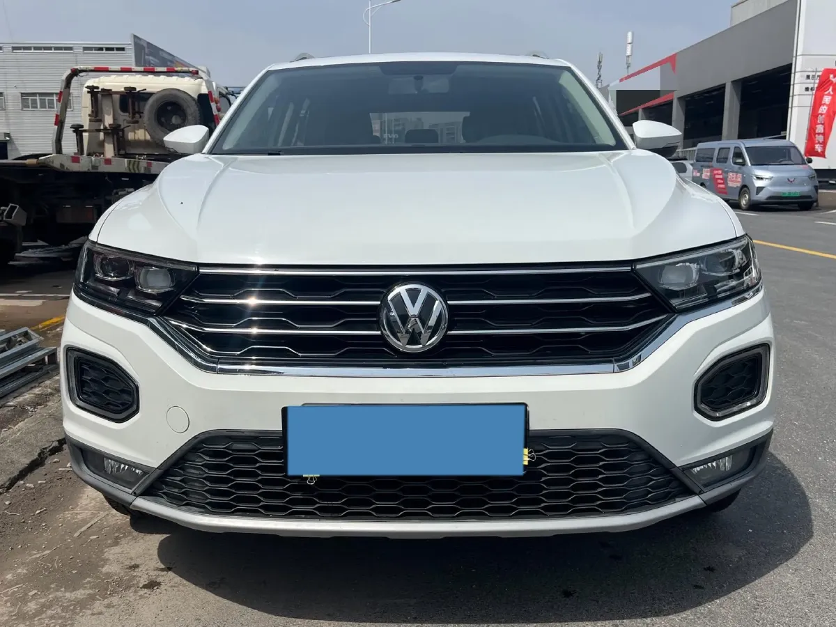 2020 Volkswagen T-Roc 1.4T 131HP L4 7DCT,autocango,china used car exporter,china ev exporter,chinese used car exporter,chinese used ev exporter
