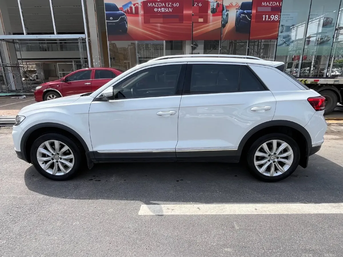 2020 Volkswagen T-Roc 1.4T 131HP L4 7DCT,autocango,china used car exporter,china ev exporter,chinese used car exporter,chinese used ev exporter