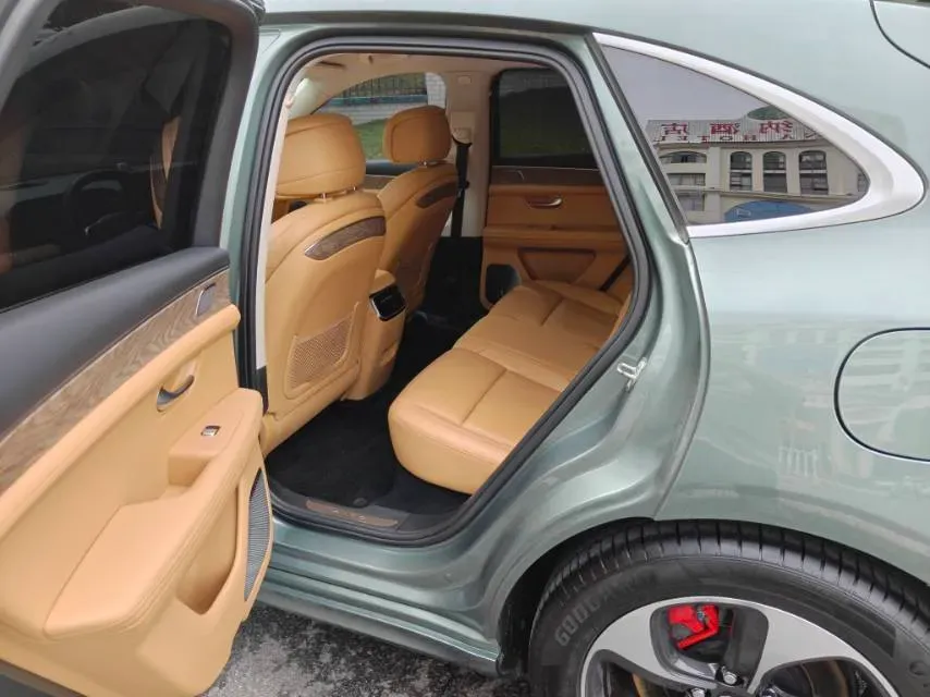 2022 JMC YuHu 7 2.0T 141HP L4 8AT,autocango,china used car exporter,china ev exporter,chinese used car exporter,chinese used ev exporter