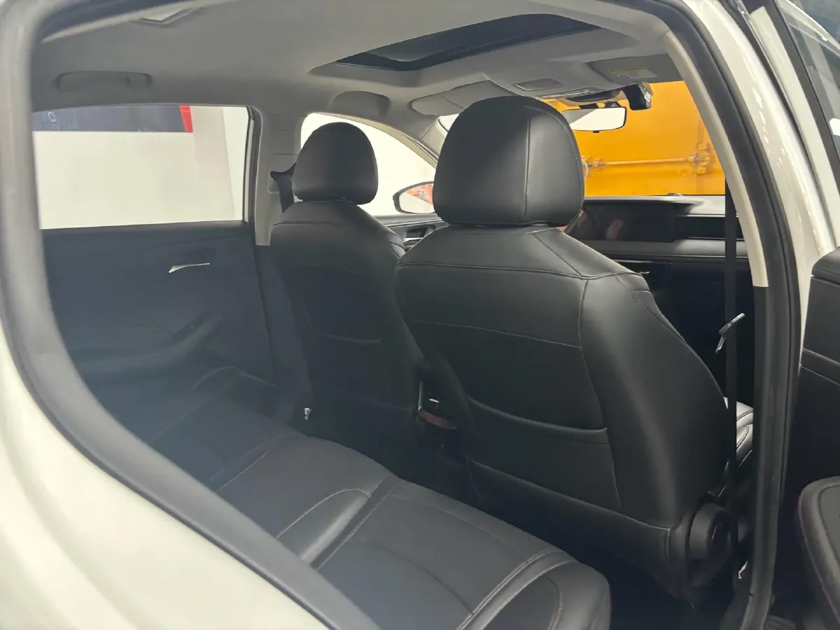 2023 Roewe i5 1.5L 129HP L4 5MT,autocango,china used car exporter,china ev exporter,chinese used car exporter,chinese used ev exporter