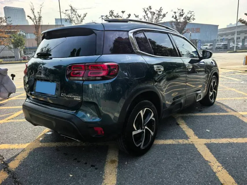 2017 Citroen C5 Aircross 1.8T 204HP L4 6AT,autocango,china used car exporter,china ev exporter,chinese used car exporter,chinese used ev exporter