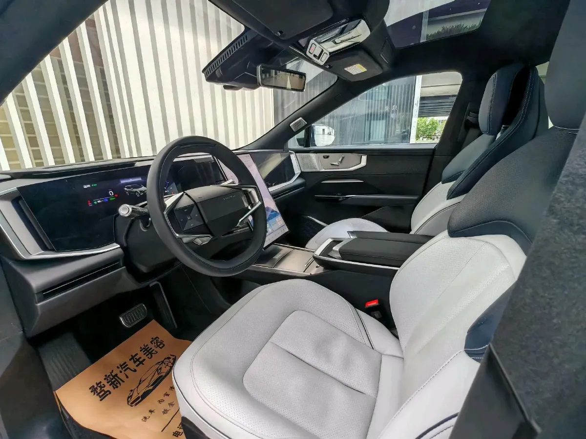 2023 HiPhi Y BEV 76.6KWH,autocango,china used car exporter,china ev exporter,chinese used car exporter,chinese used ev exporter