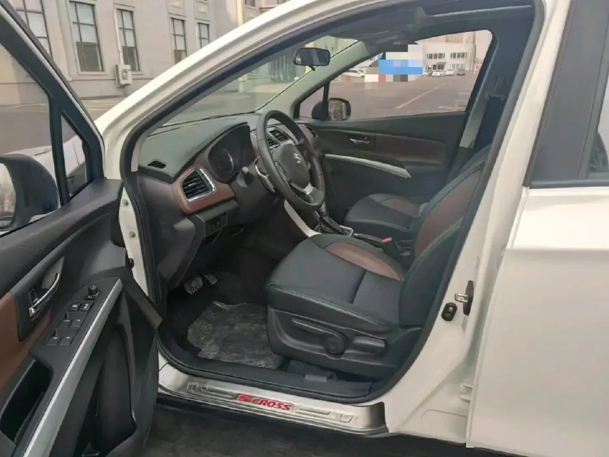 2017 Suzuki SX4 S-Cross 1.6L 122HP L4 CVT,autocango,china used car exporter,china ev exporter,chinese used car exporter,chinese used ev exporter