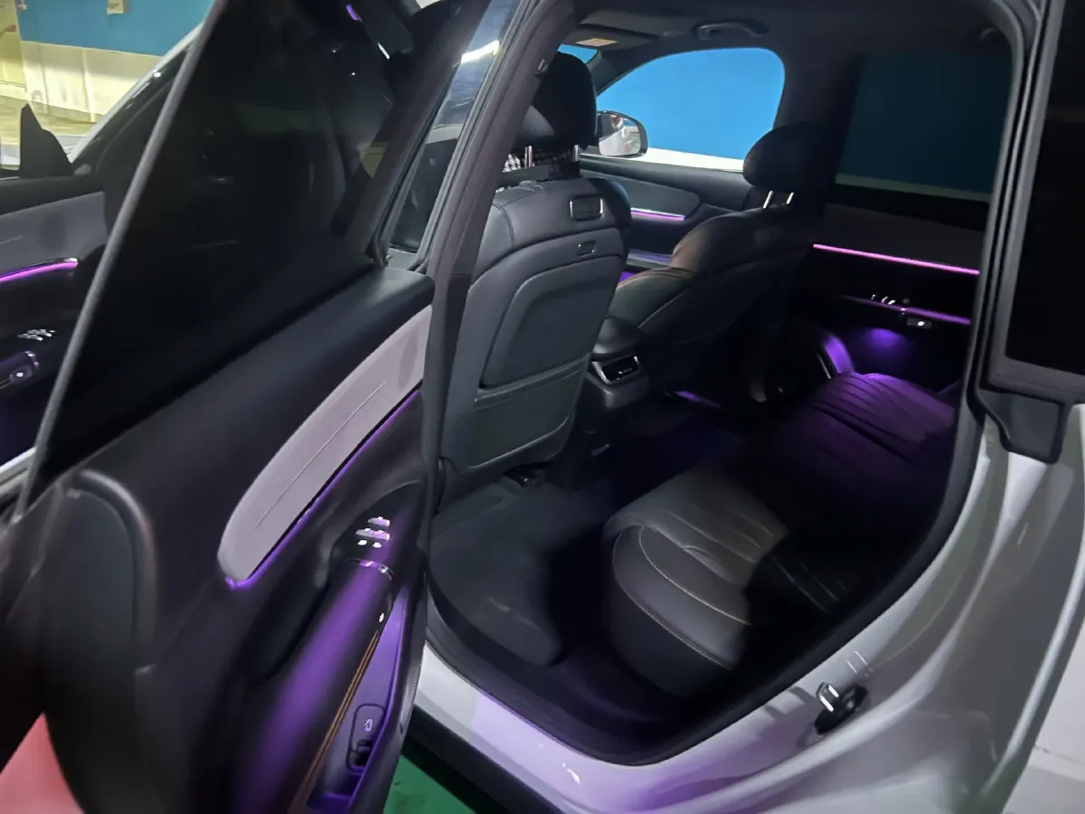 2025 ChangAn QiYuan Q07 1.5T 150HP L4 E-CVT PHEV,autocango,china used car exporter,china ev exporter,chinese used car exporter,chinese used ev exporter