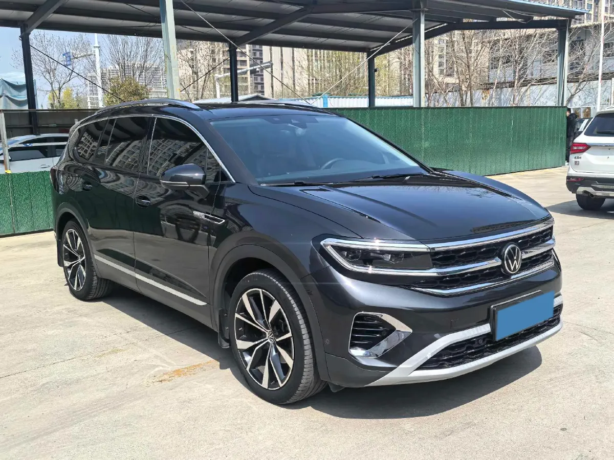 2022 Volkswagen Talagon 2.5T 299HP V6 7DCT,autocango,china used car exporter,china ev exporter,chinese used car exporter,chinese used ev exporter