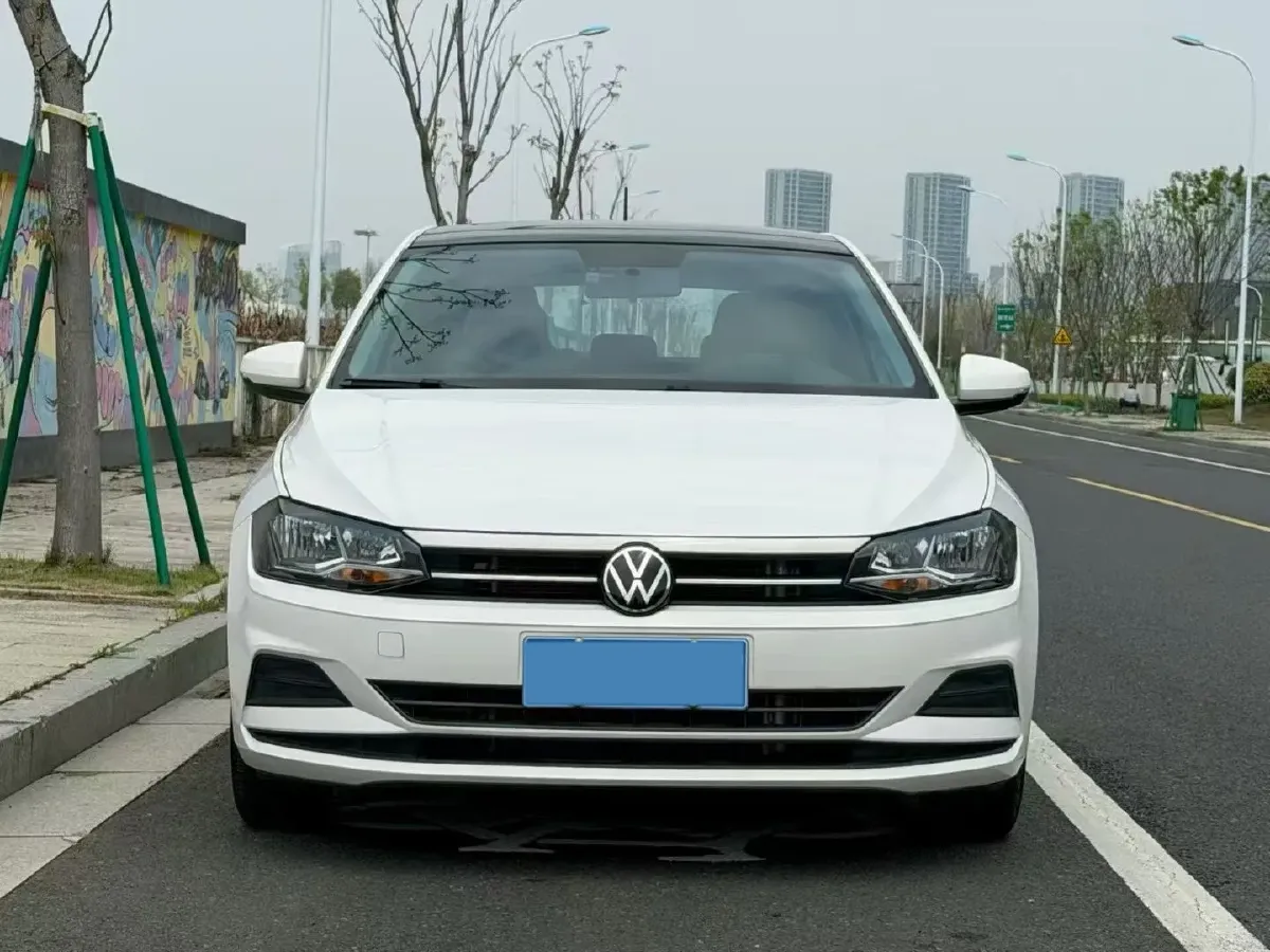 2023 Volkswagen Polo 1.5L 113HP L4 6AT,autocango,china used car exporter,china ev exporter,chinese used car exporter,chinese used ev exporter