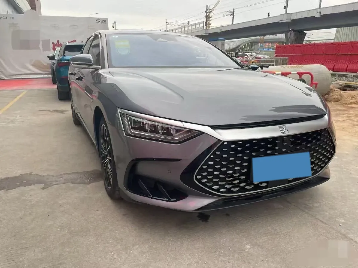 2020 WEY VV7 2.0T 227HP L4 7DCT PHEV,autocango,china used car exporter,china ev exporter,chinese used car exporter,chinese used ev exporter