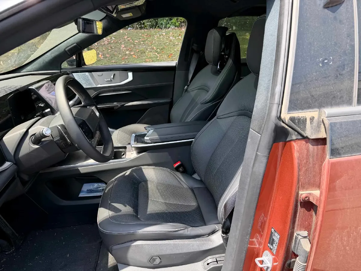 2023 HiPhi Y BEV 76.6KWH,autocango,china used car exporter,china ev exporter,chinese used car exporter,chinese used ev exporter