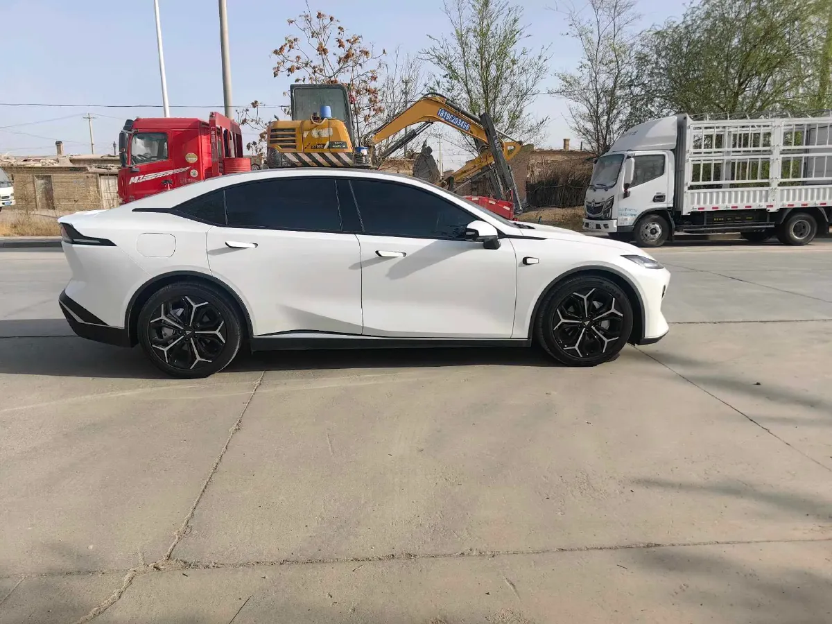 2023 Deepal SL03 1.5L 95HP L4 REEV 18.99KWH,autocango,china used car exporter,china ev exporter,chinese used car exporter,chinese used ev exporter
