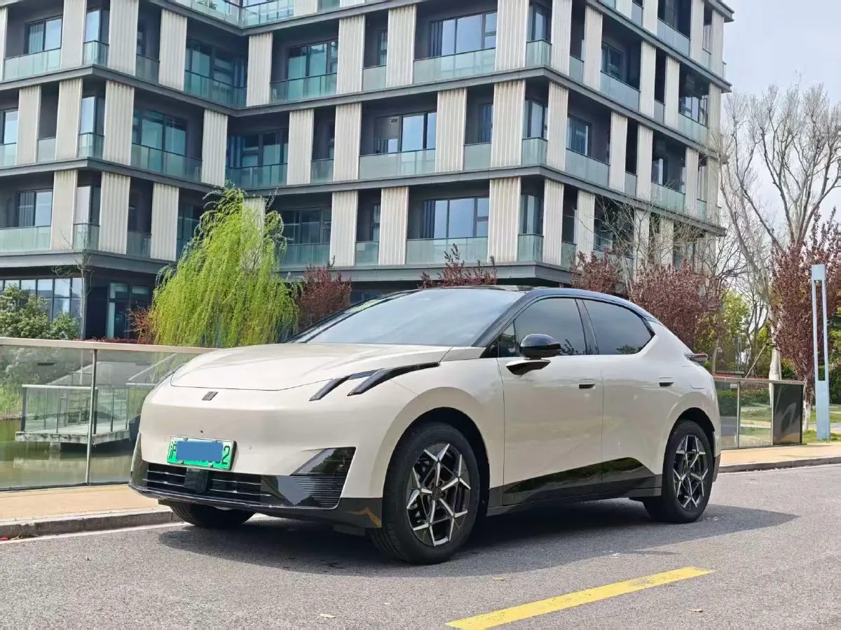 2025 Jetour Freeman 1.5T 184HP L4 7DCT,autocango,china used car exporter,china ev exporter,chinese used car exporter,chinese used ev exporter