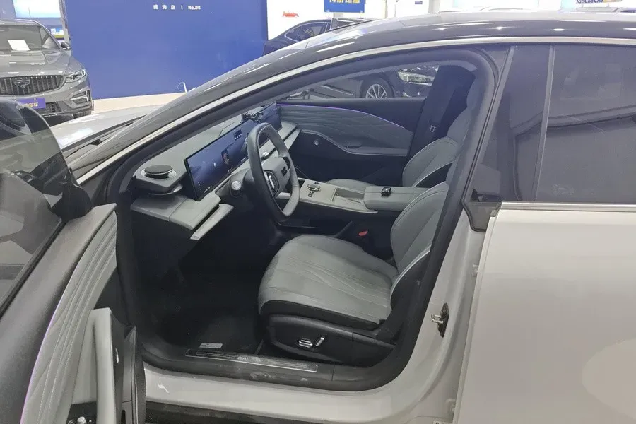 2024 Geely Galaxy E8 BEV 62KWH,autocango,china used car exporter,china ev exporter,chinese used car exporter,chinese used ev exporter