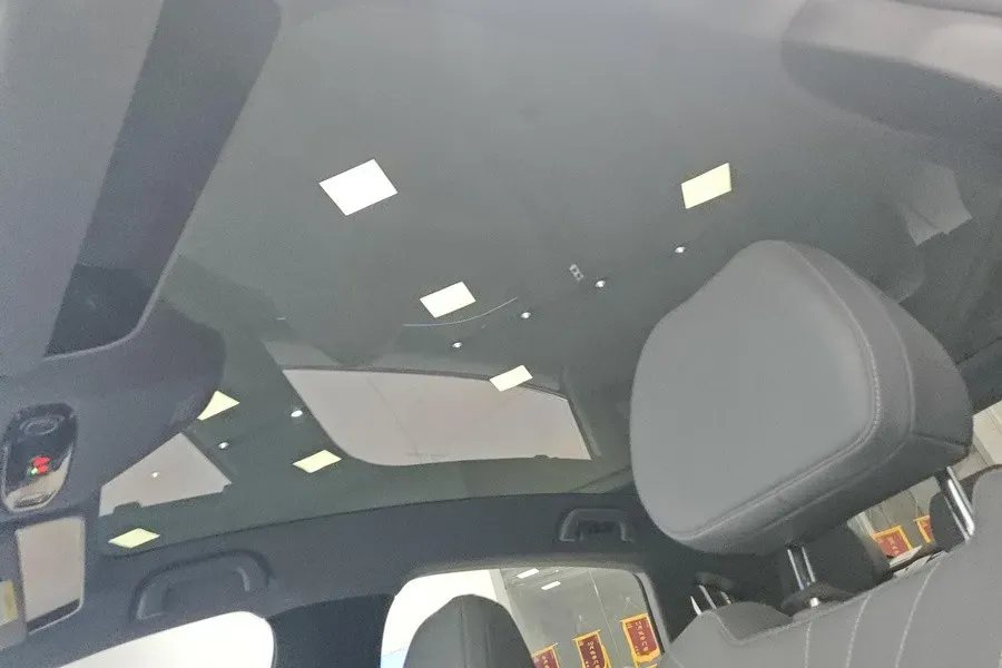 2024 Geely Galaxy E8 BEV 62KWH,autocango,china used car exporter,china ev exporter,chinese used car exporter,chinese used ev exporter