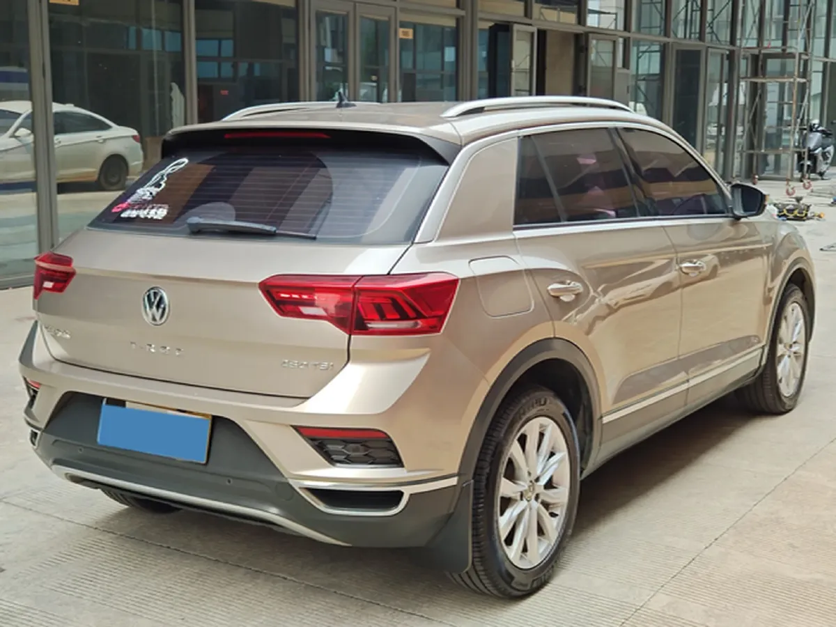 2020 Volkswagen T-Roc 1.4T 150HP L4 7DCT,autocango,china used car exporter,china ev exporter,chinese used car exporter,chinese used ev exporter