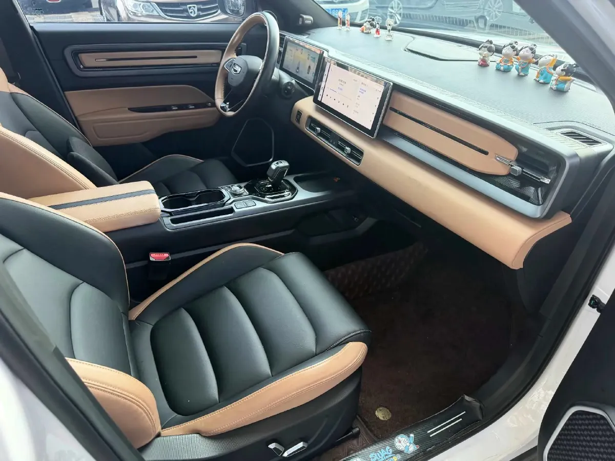 2023 Geely ICON 1.5T 181HP L4 7DCT,autocango,china used car exporter,china ev exporter,chinese used car exporter,chinese used ev exporter