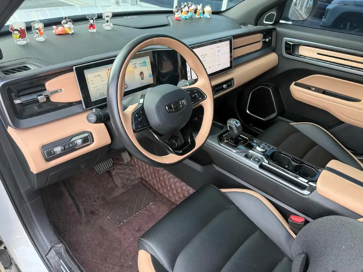 2023 Geely ICON 1.5T 181HP L4 7DCT,autocango,china used car exporter,china ev exporter,chinese used car exporter,chinese used ev exporter