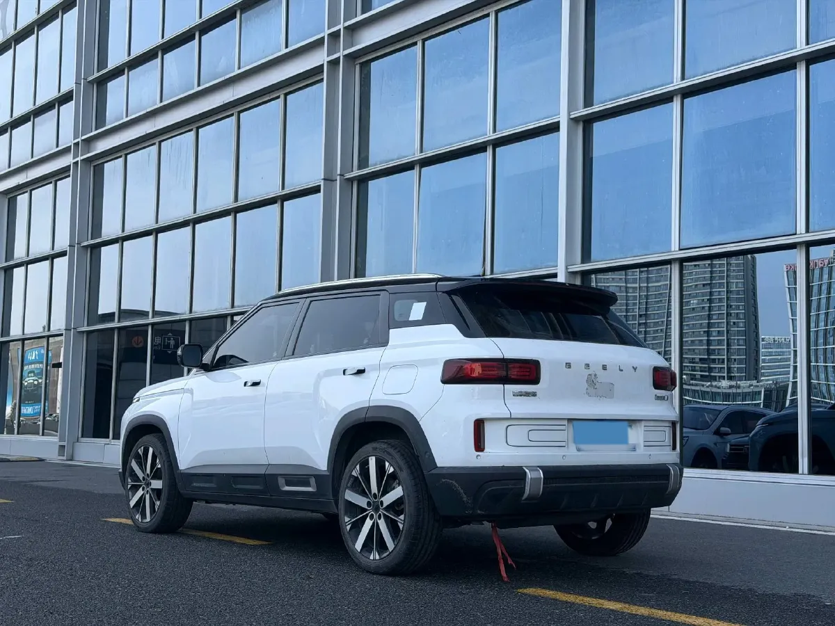 2023 Geely ICON 1.5T 181HP L4 7DCT,autocango,china used car exporter,china ev exporter,chinese used car exporter,chinese used ev exporter