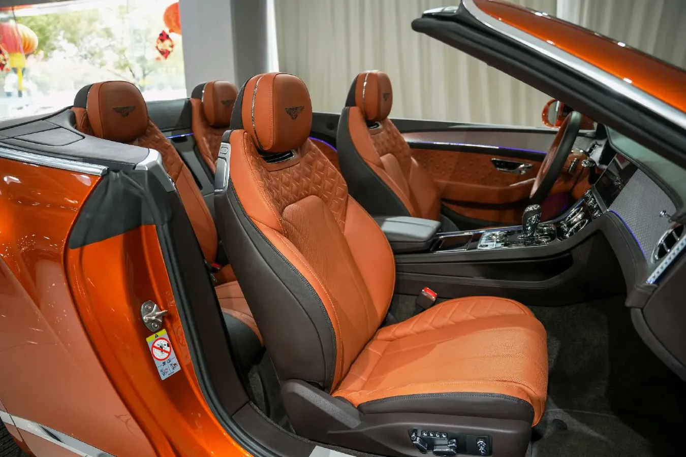 2020 Bentley Continental 4.0T 549HP V8 8DCT,autocango,china used car exporter,china ev exporter,chinese used car exporter,chinese used ev exporter