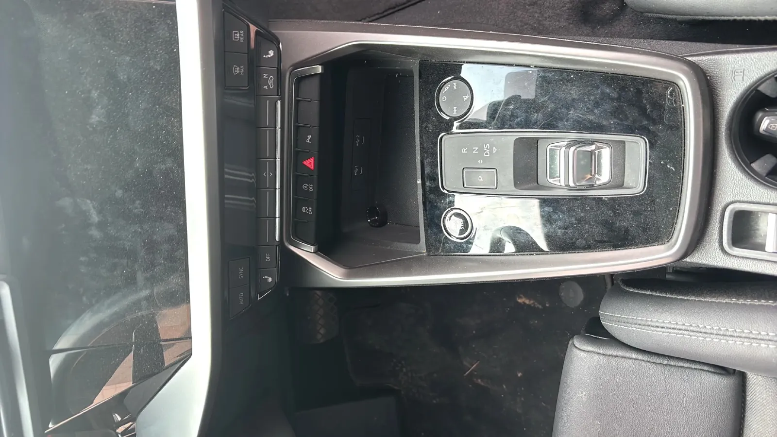 2022 Audi A3 1.4T 150HP L4 7DCT,autocango,china used car exporter,china ev exporter,chinese used car exporter,chinese used ev exporter