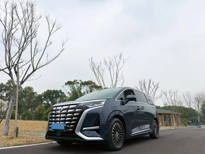 2022 Mercedes-Benz GLC Class 2.0T 197HP L4 9AT,autocango,china used car exporter,china ev exporter,chinese used car exporter,chinese used ev exporter