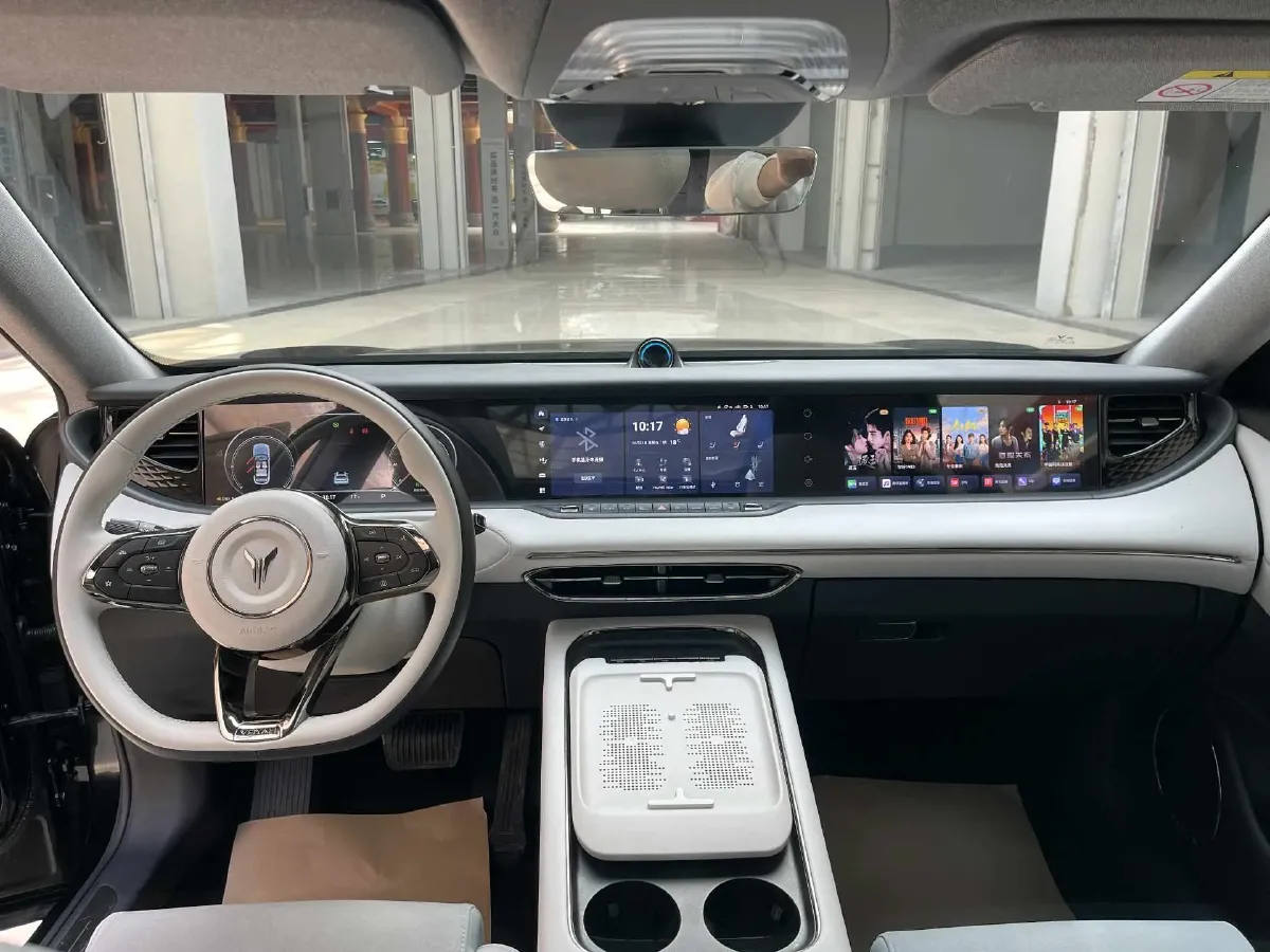 2025 Voyah FREE 1.5T 150HP L4 REEV 43KWH,autocango,china used car exporter,china ev exporter,chinese used car exporter,chinese used ev exporter