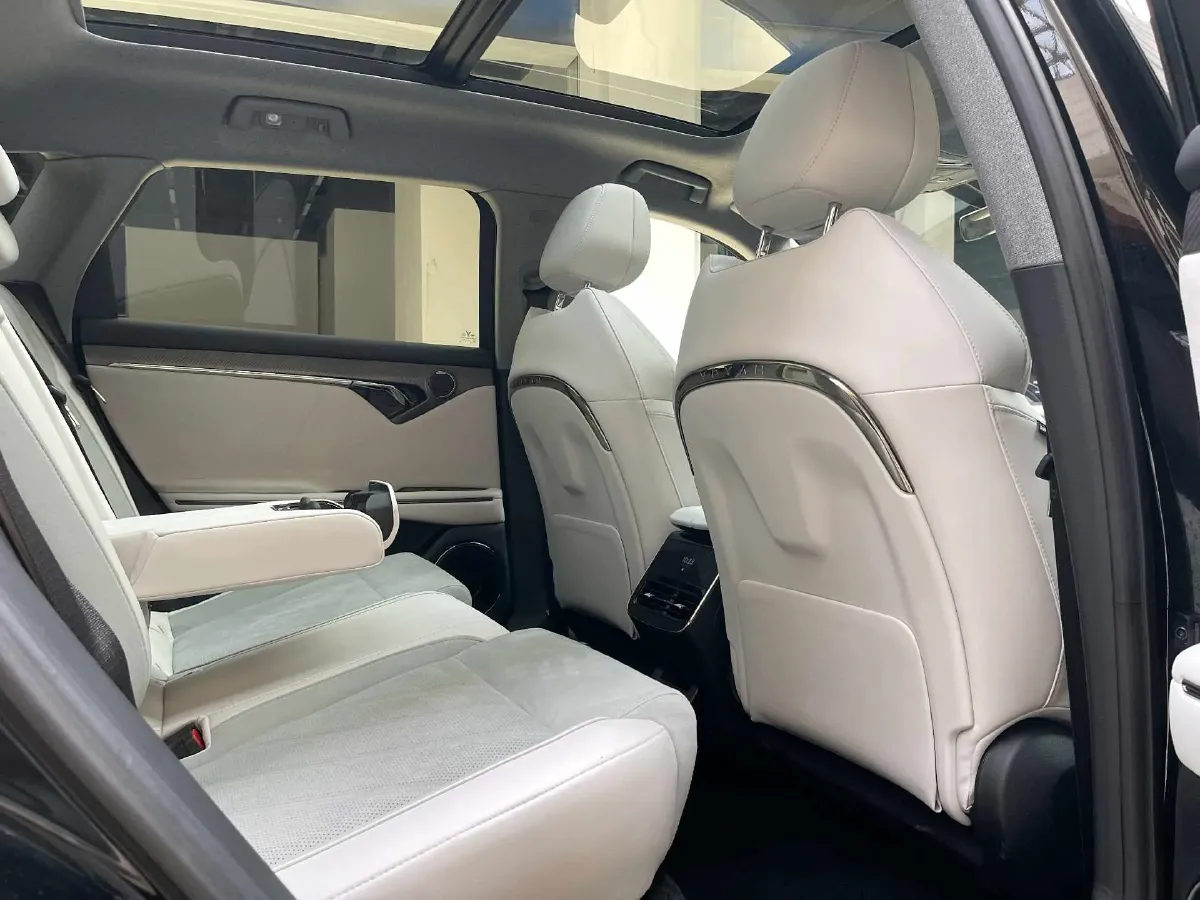 2025 Voyah FREE 1.5T 150HP L4 REEV 43KWH,autocango,china used car exporter,china ev exporter,chinese used car exporter,chinese used ev exporter